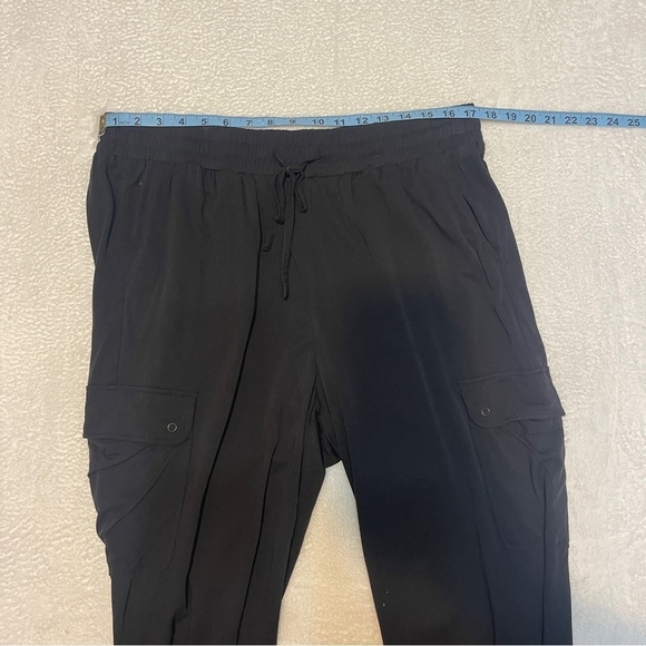 Torrid Wide Leg Pull On Lightweight Pull On Pant in Black Women's Plus 1X - Picture 6 of 9